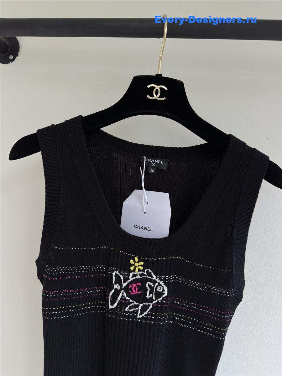 Ch**el embroidered knit vest top
