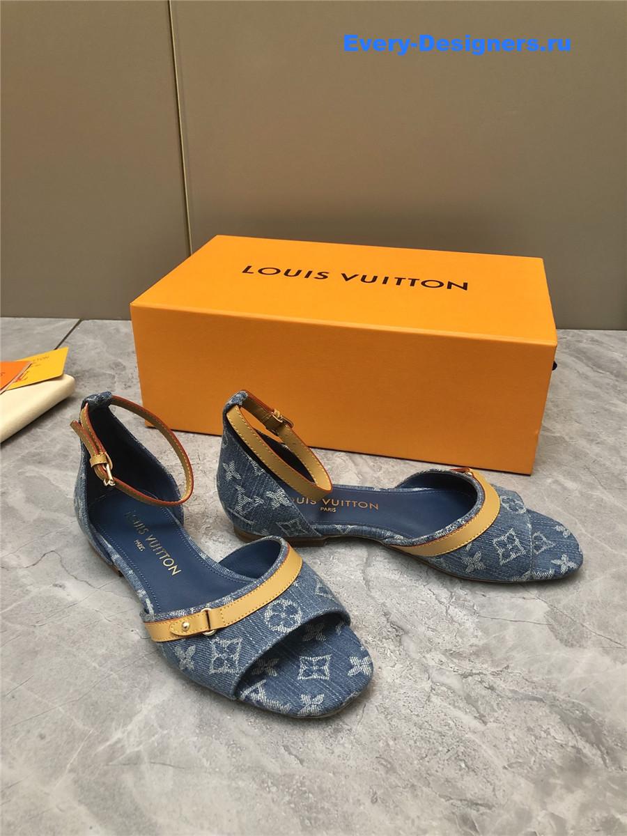 l0vis Vvtt0n blue helios sandals