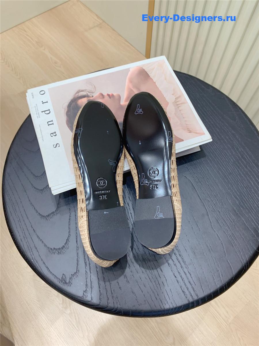 Ch**el cc beige raffia ballet flats
