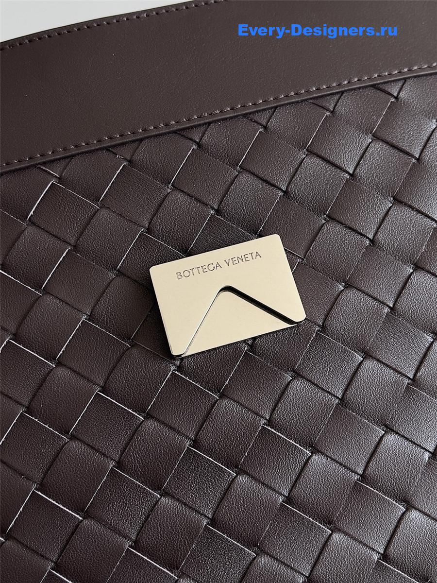 b0tt*ga Ven*ta andiamo leather messenger bag