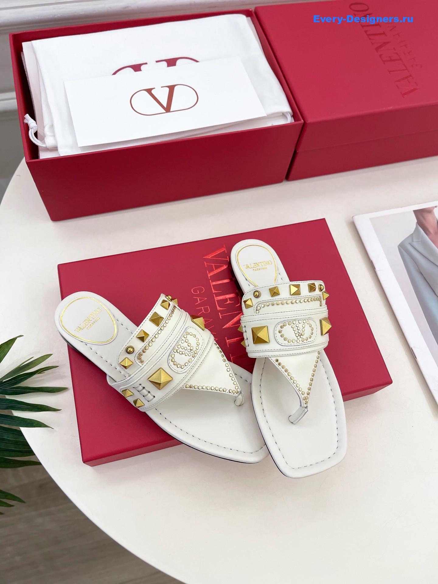 Va1e*ntin0 plaster caster sandals white
