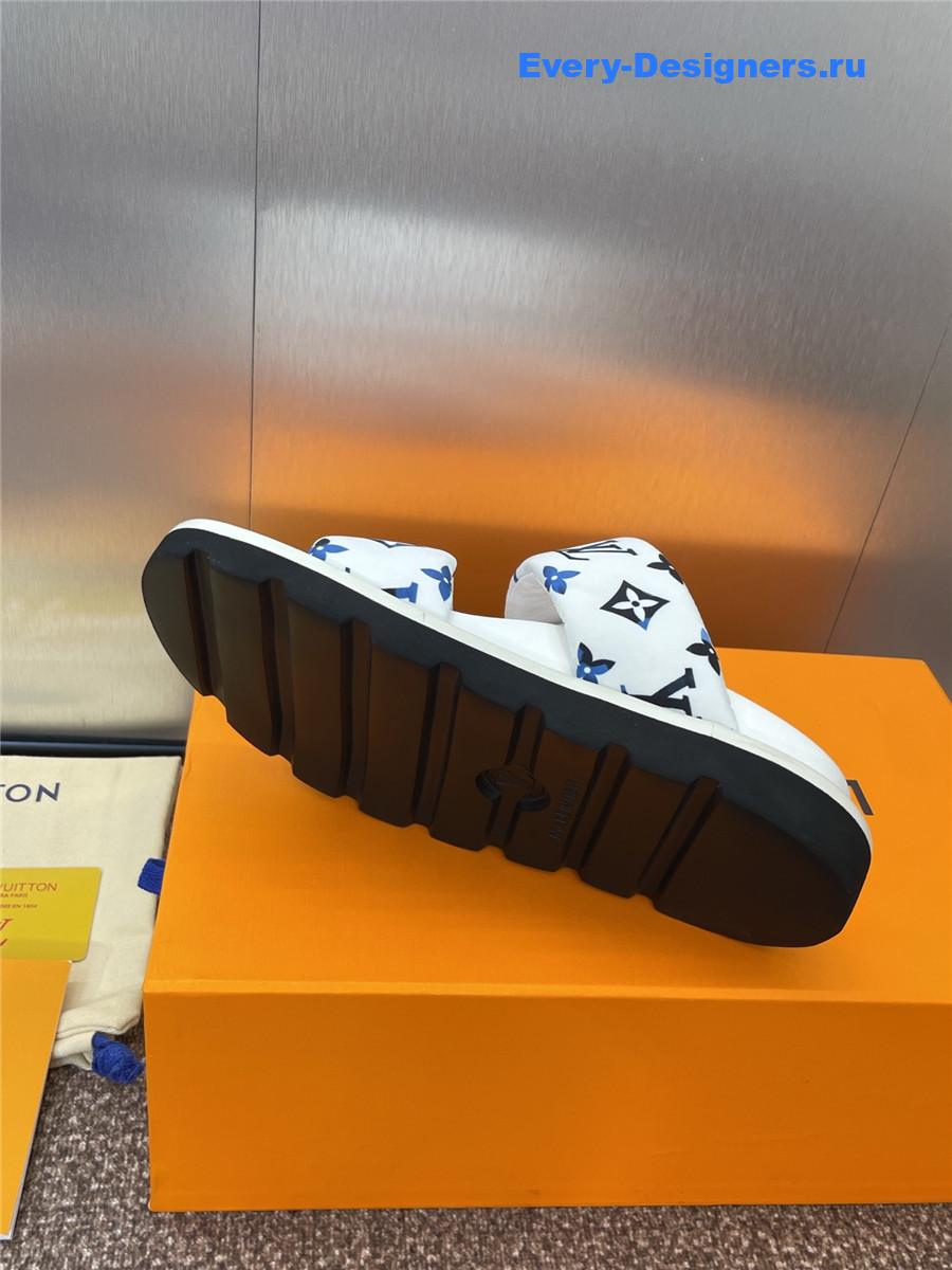 l0vis Vvtt0n lv embossed logo sandals