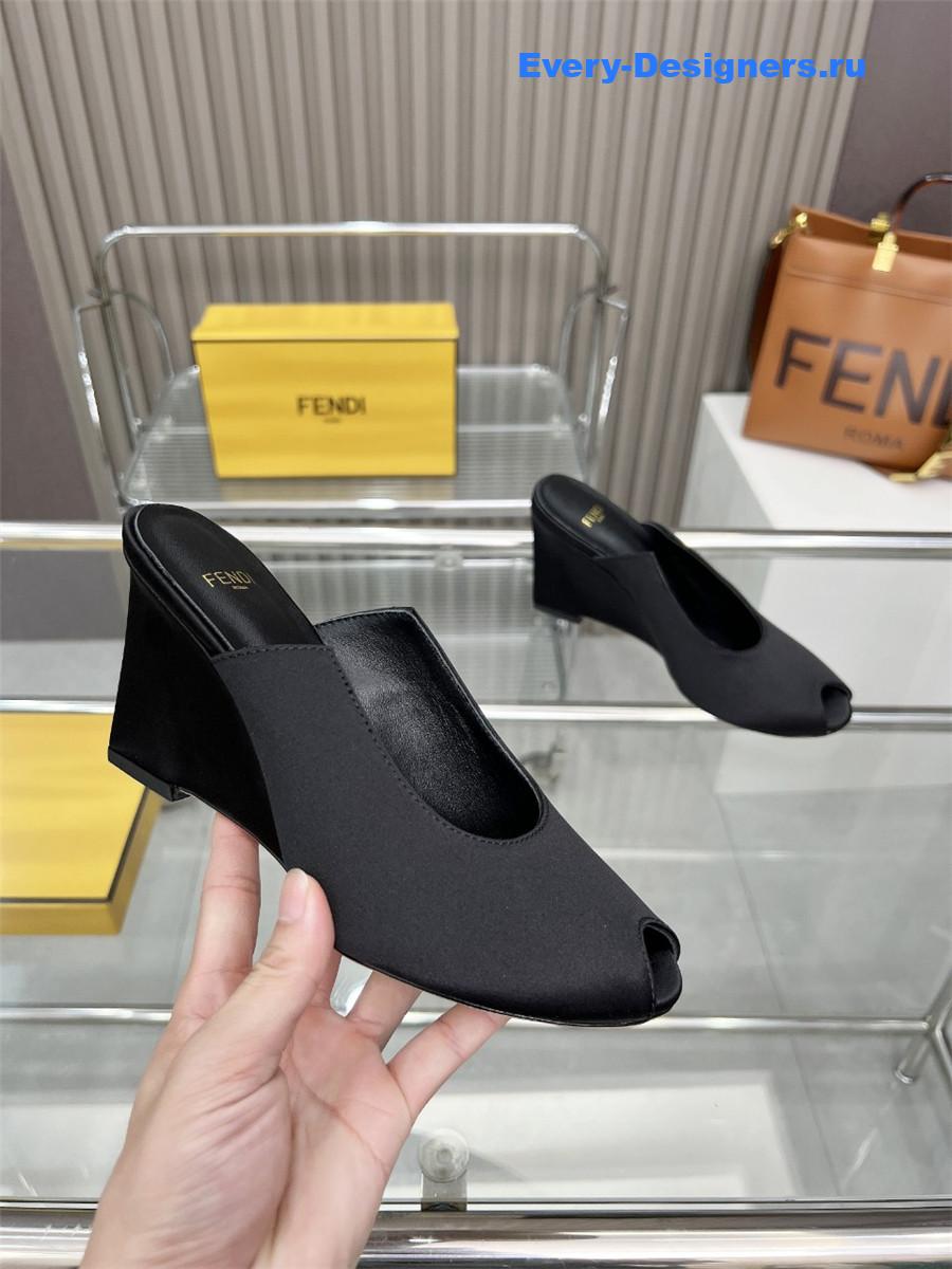 F**di lupita black leather wedge mules