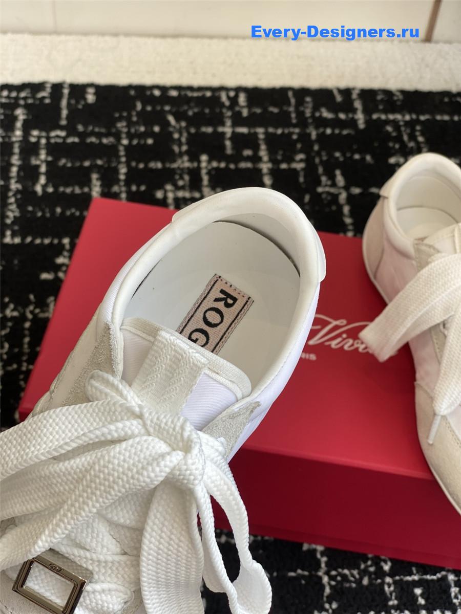 roger u1u1er viv’ low white suede sneakers