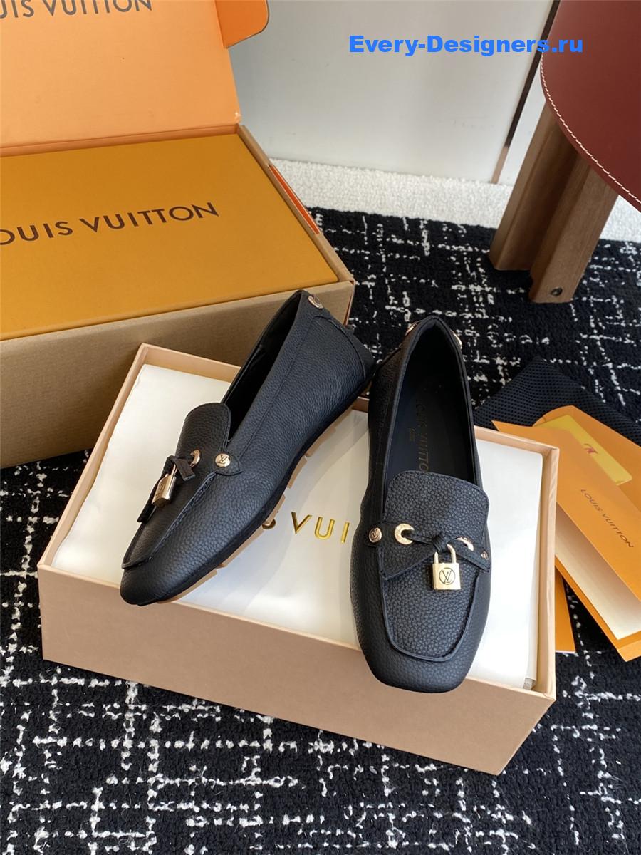 l0vis Vvtt0n gloria flat black loafers