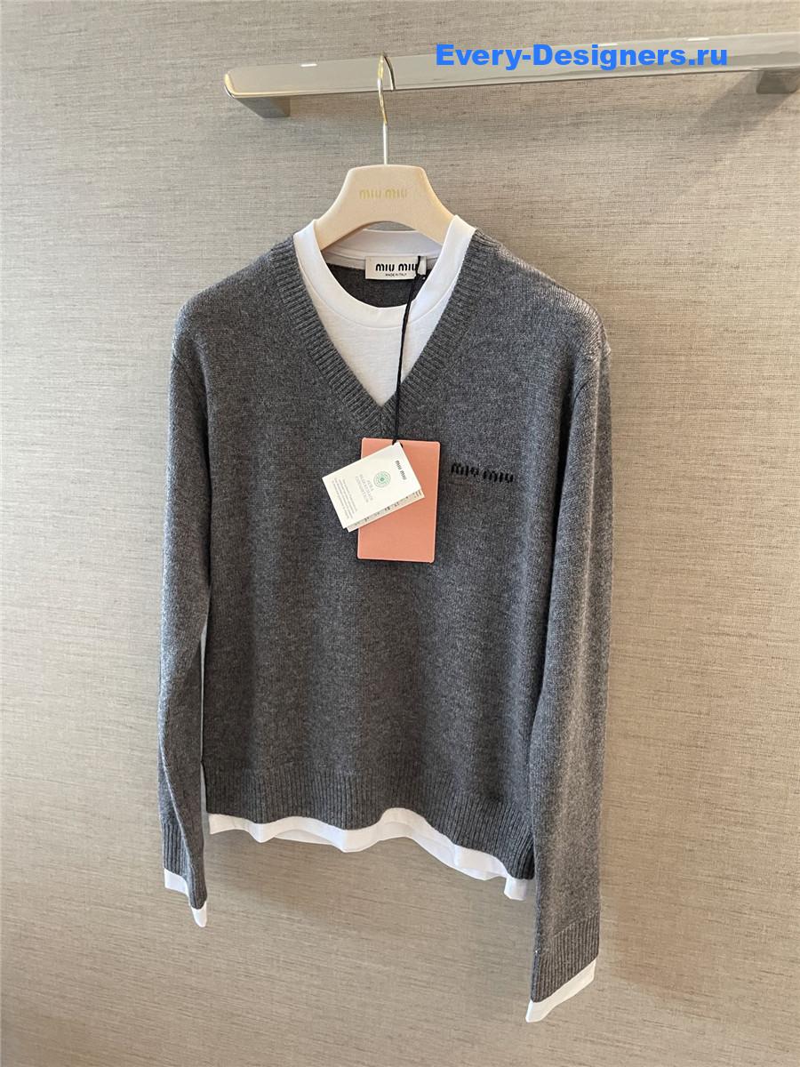 Miu Miu Logo Emboidery Sweater In Grey