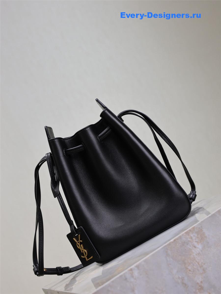 Sa1nt Lau*nt black leather bucket bag