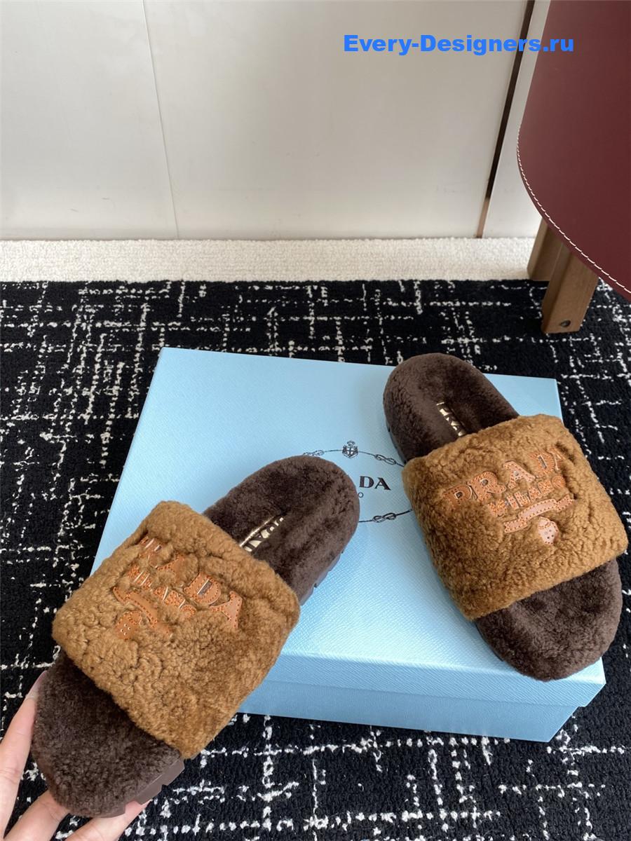 Pra*a women’s knitting wool winter slides