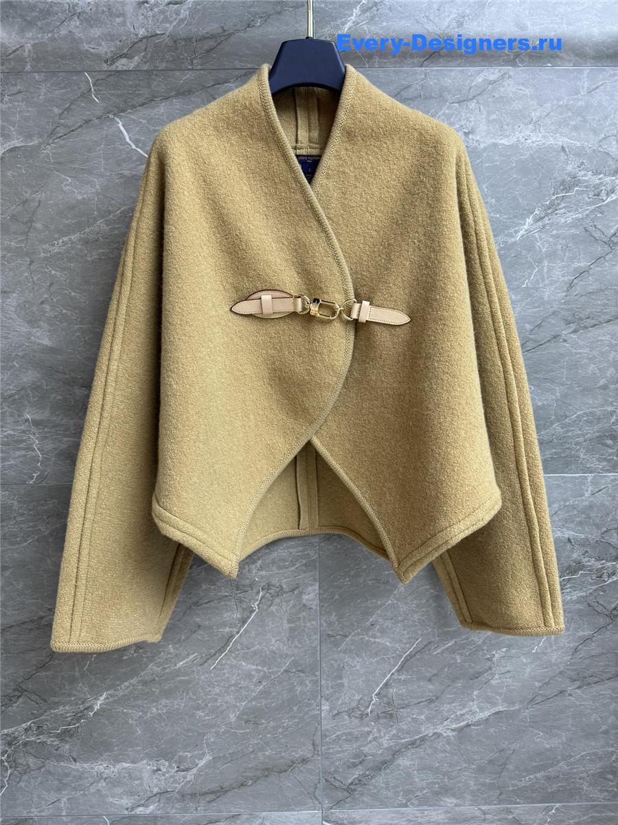 l0vis Vvtt0n utility clip cardigan