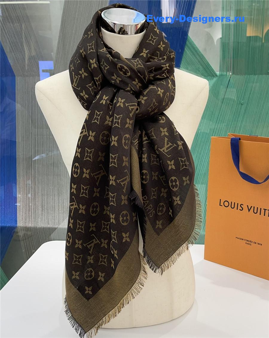 l0vis Vvtt0n shine monogram shawl