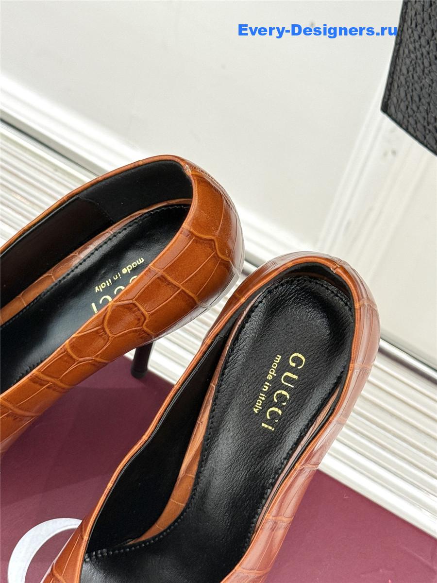 Gvc*1 orange croc-embossed leather mule pumps