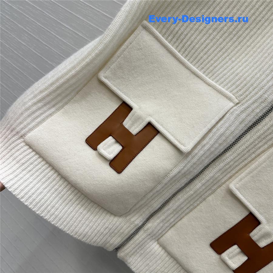 H**me5 cardigan zip winter white sweater