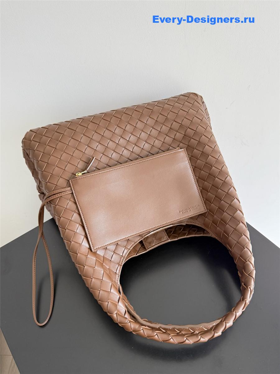 b0tt*ga Ven*ta brown campana hobo
