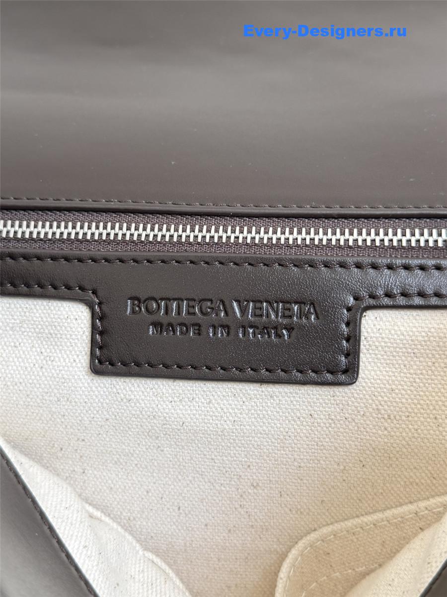 b0tt*ga Ven*ta intrecciato dark brown leather flap briefcase