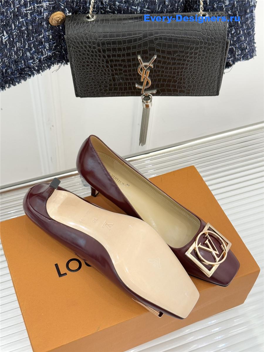 l0vis Vvtt0n burgundy patent leather heel pumps
