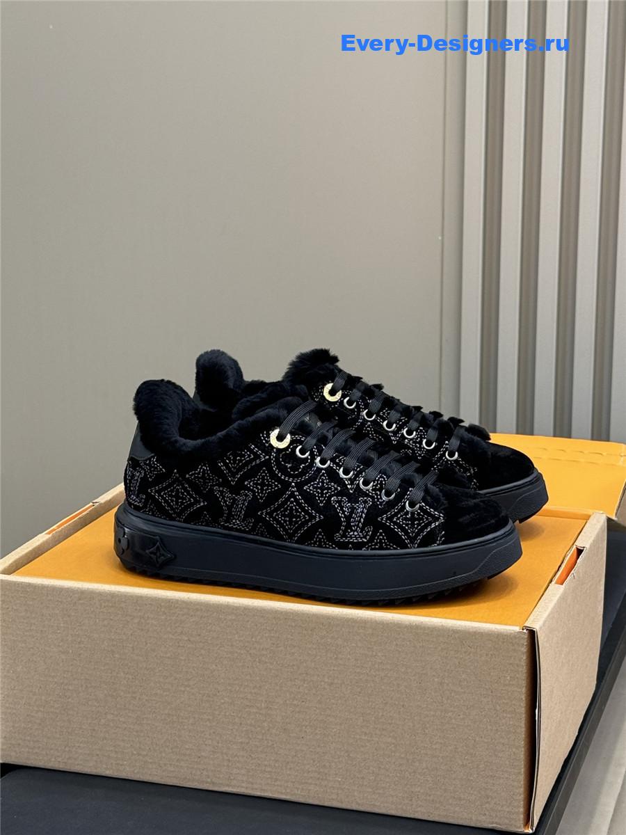 l0vis Vvtt0n black time out shearling sneakers