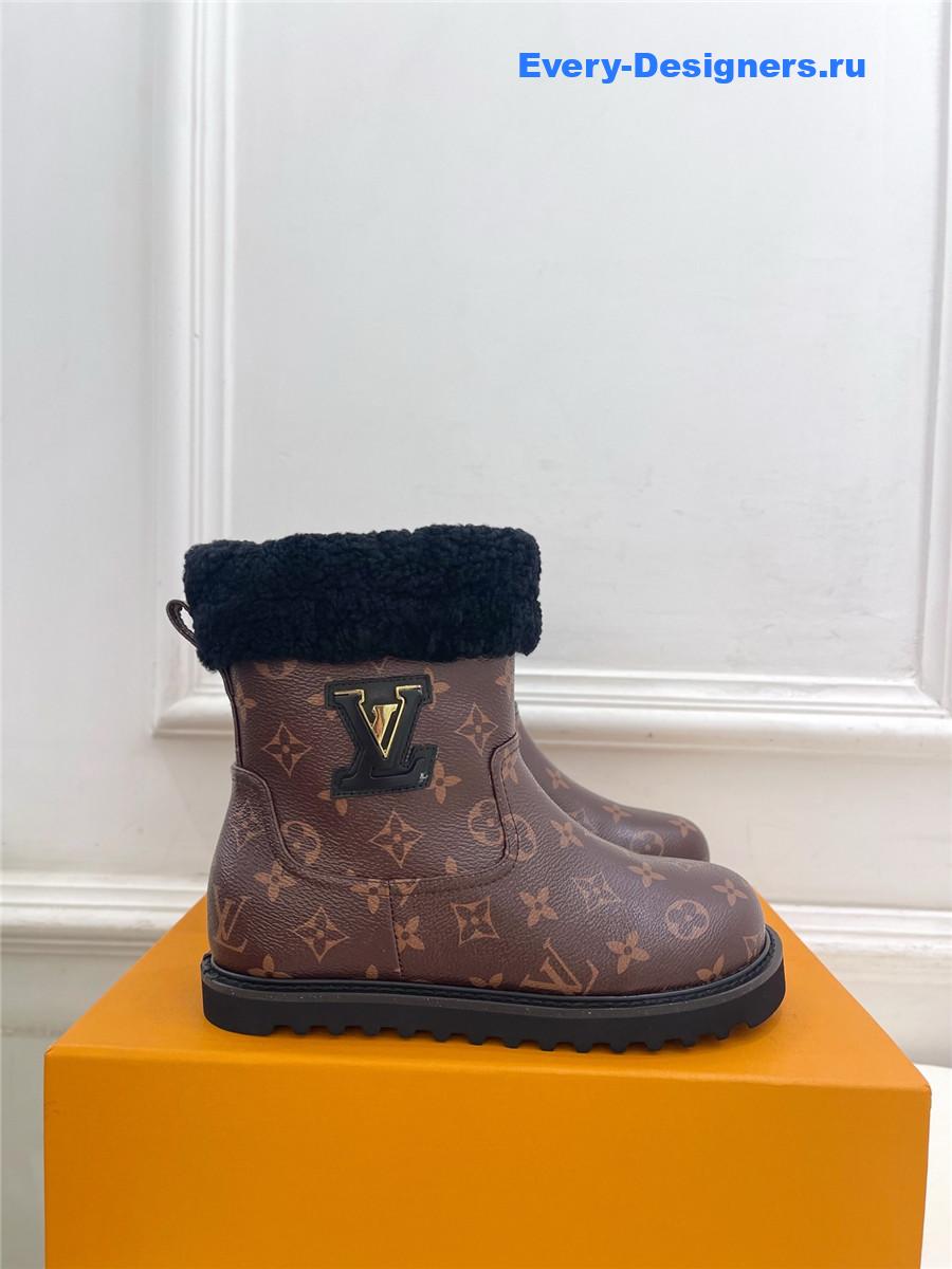 l0vis Vvtt0n lv aspen monogram platform ankle boot