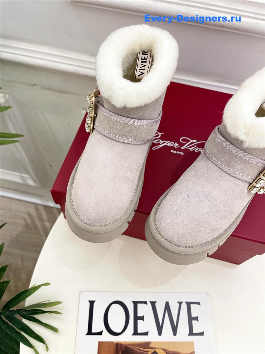 roger u1u1er viv’ winter fur d1am0nd button suede boots