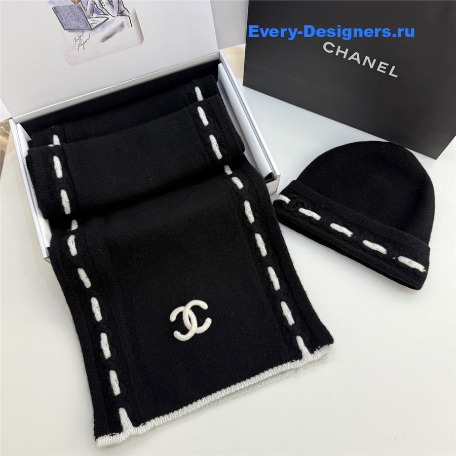 Ch**el black cashmere hat and scarf set