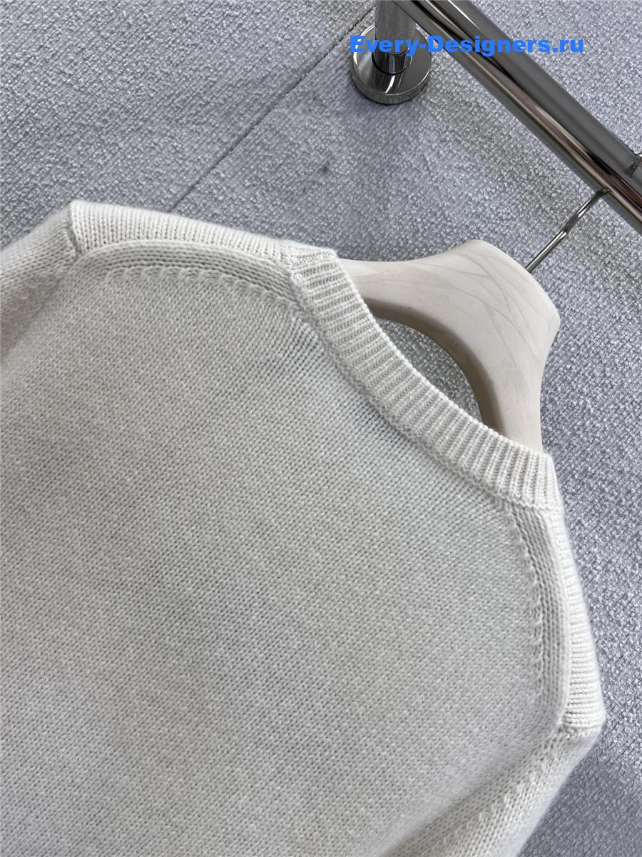 Bv*b*rry white equestrian knight sweater